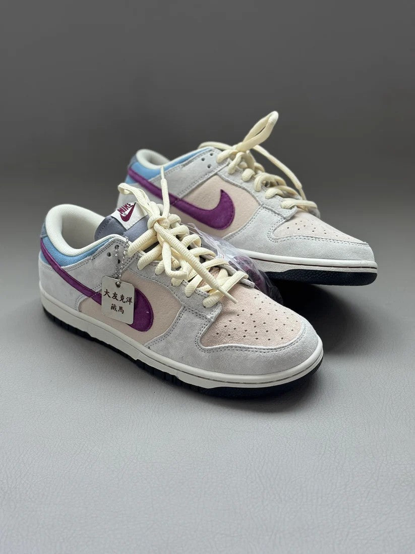 Nike Dunk Low “Otomo Katsuhiro” Custom
