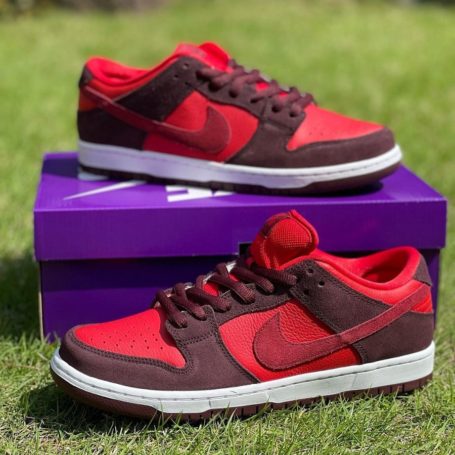 Nike SB Dunk Low “Cherry – Fruity Pack”