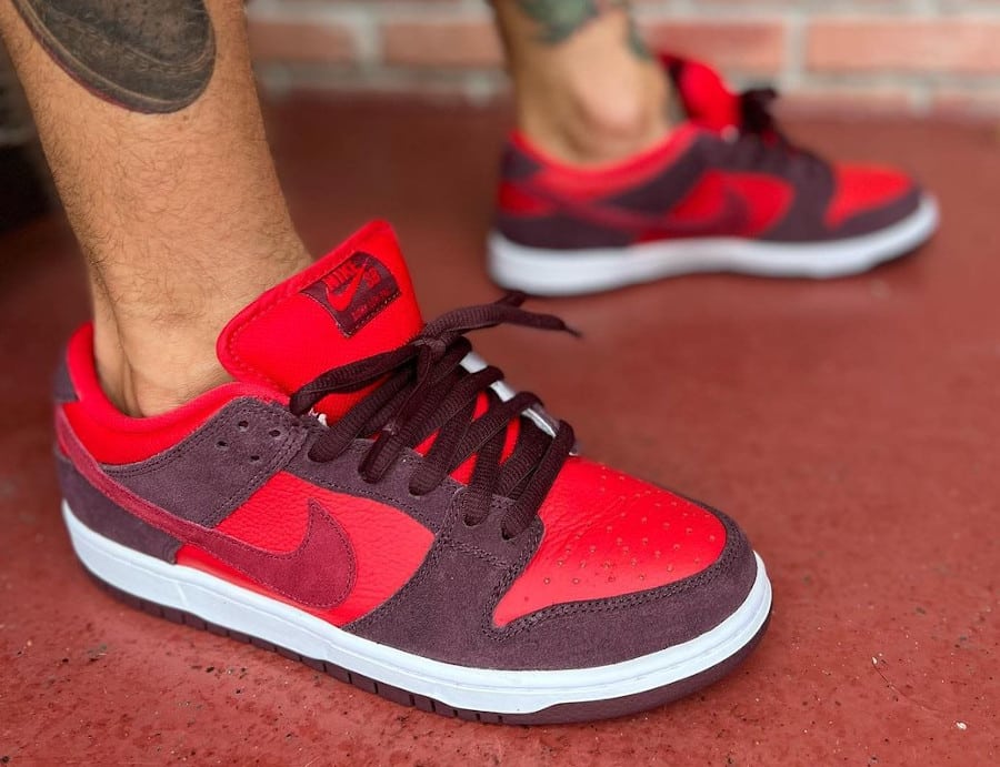 Nike SB Dunk Low “Cherry – Fruity Pack”