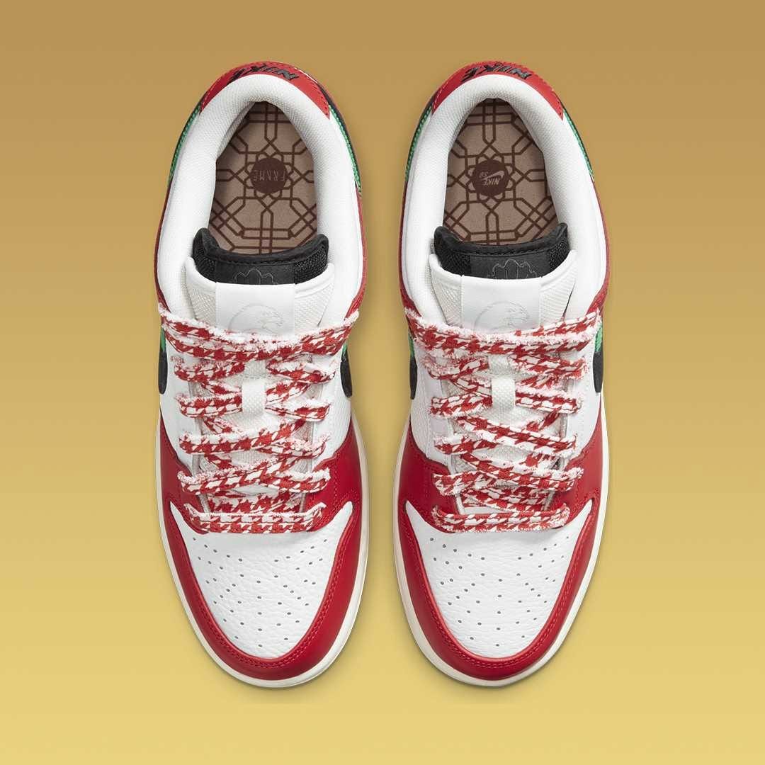 Nike Dunk Low “Heart of the City”