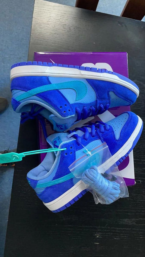 Nike SB Dunk Low “Blue Raspberry – Fruity Pack”